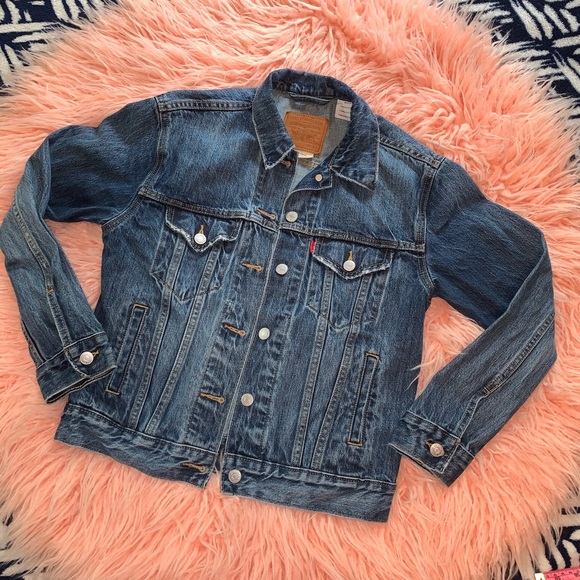 Levi's Jackets & Blazers - Levi’s Jacket